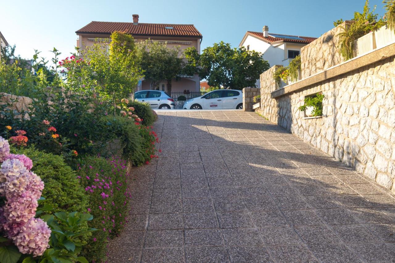 Apartmani Paradiso Krk Town Zewnętrze zdjęcie