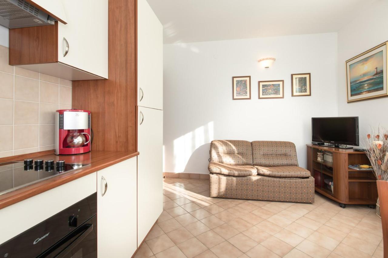 Apartmani Paradiso Krk Town Zewnętrze zdjęcie