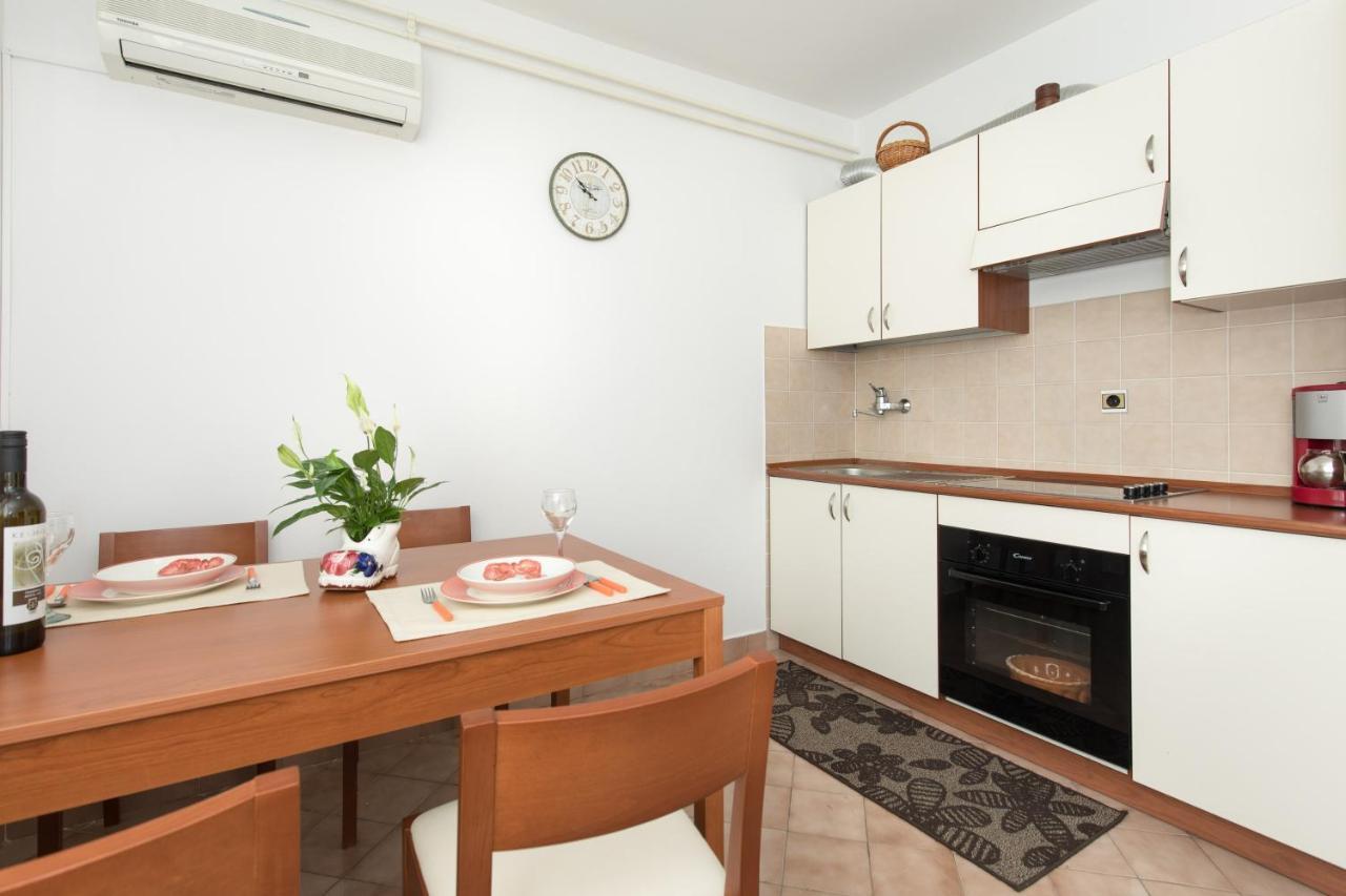 Apartmani Paradiso Krk Town Zewnętrze zdjęcie