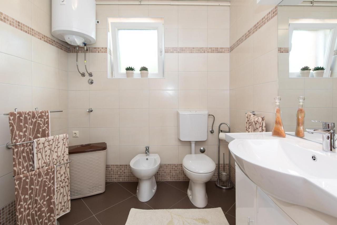 Apartmani Paradiso Krk Town Zewnętrze zdjęcie