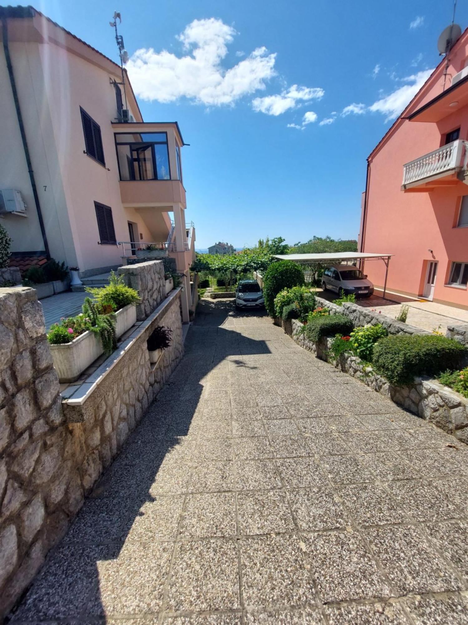 Apartmani Paradiso Krk Town Zewnętrze zdjęcie